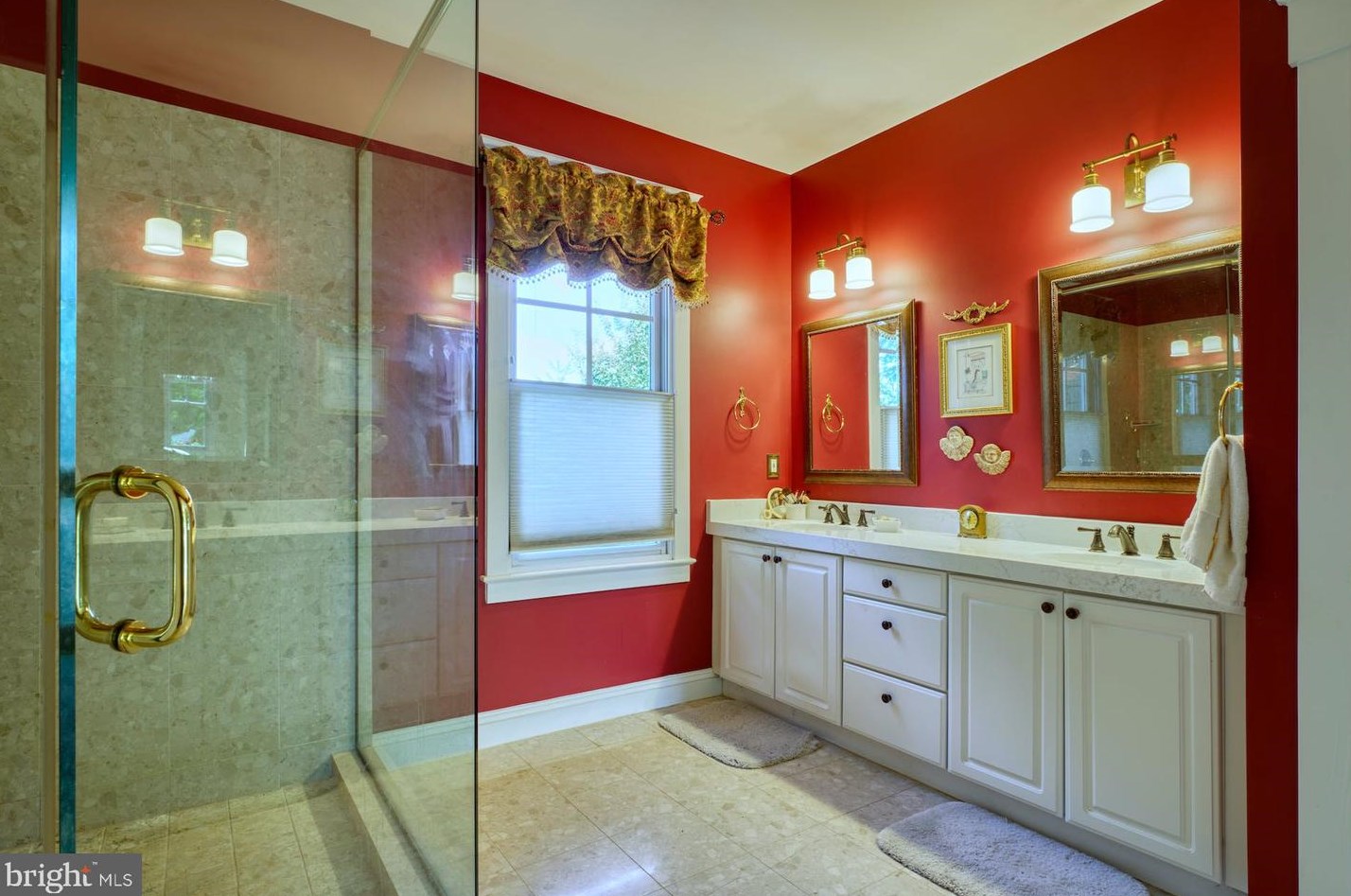 234 Moore Ave, Vienna VA 22180-5845 exterior