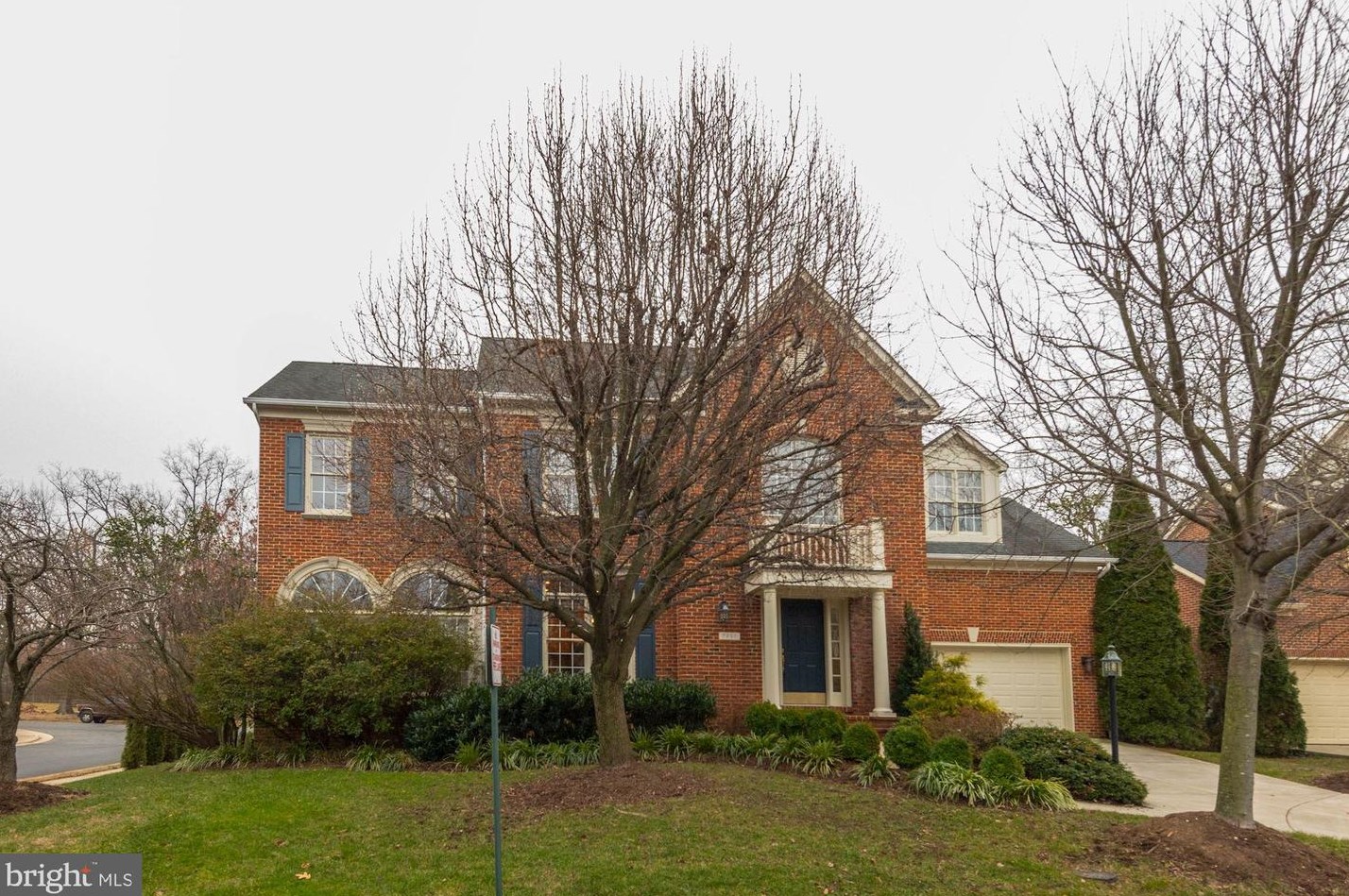 7951 Blitz Ct, Vienna VA  22027-1045 exterior