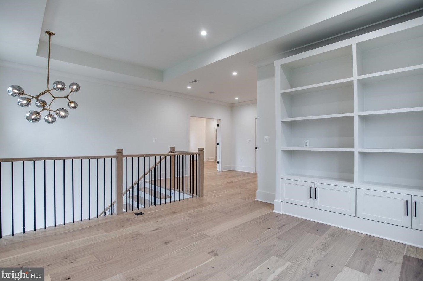 2517 Flint Hill Rd, Vienna VA 22181-5450 exterior