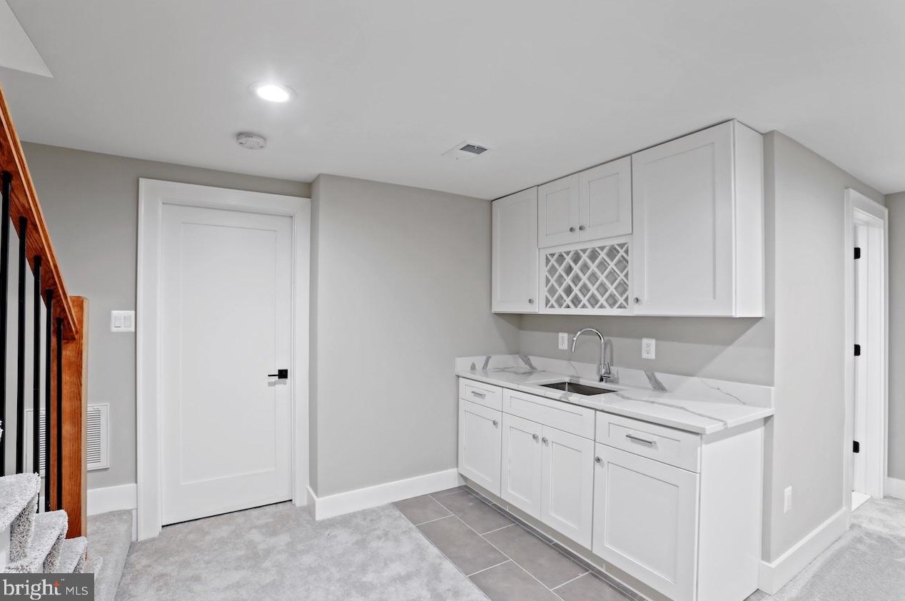 9585 Blake Park Ct, Fairfax VA  22031-1135 exterior