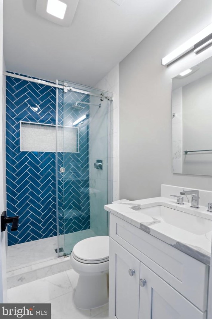 9585 Blake Park Ct, Fairfax VA  22031-1135 exterior