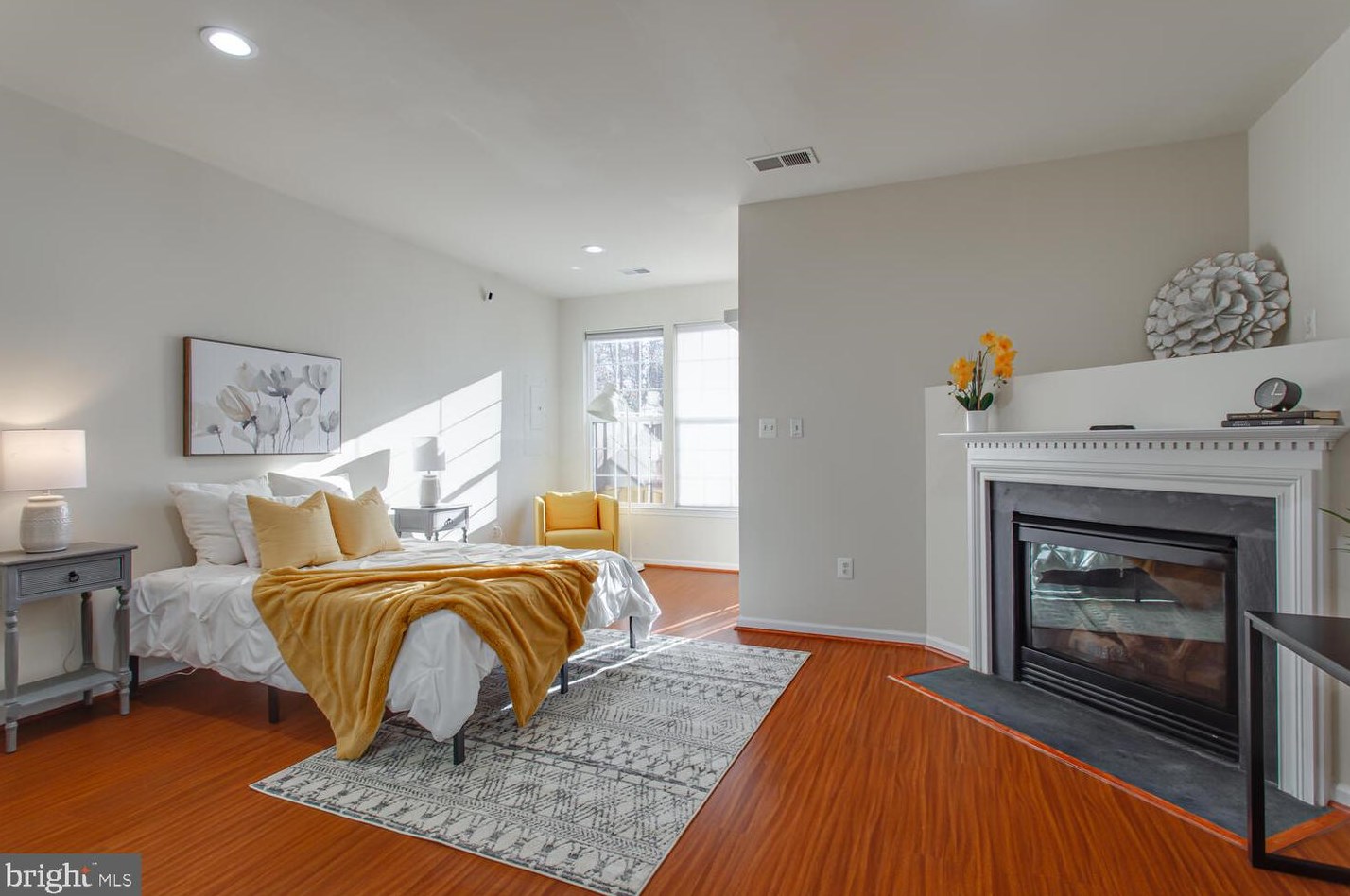 4138 River Forth Dr, Fairfax VA  22030-8558 exterior