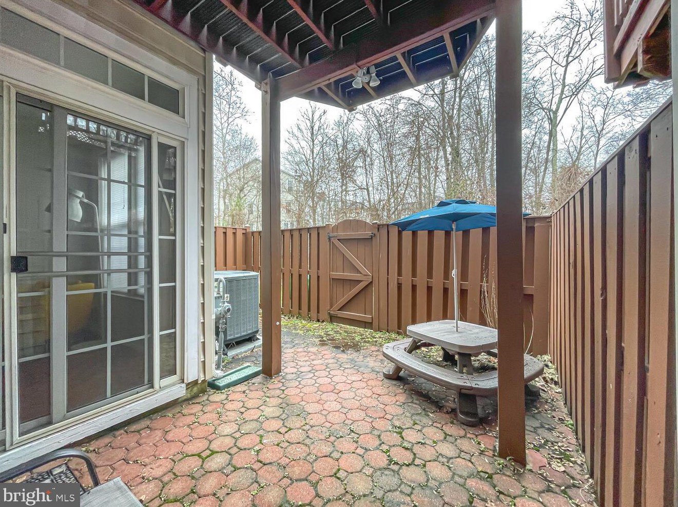 4138 River Forth Dr, Fairfax VA  22030-8558 exterior