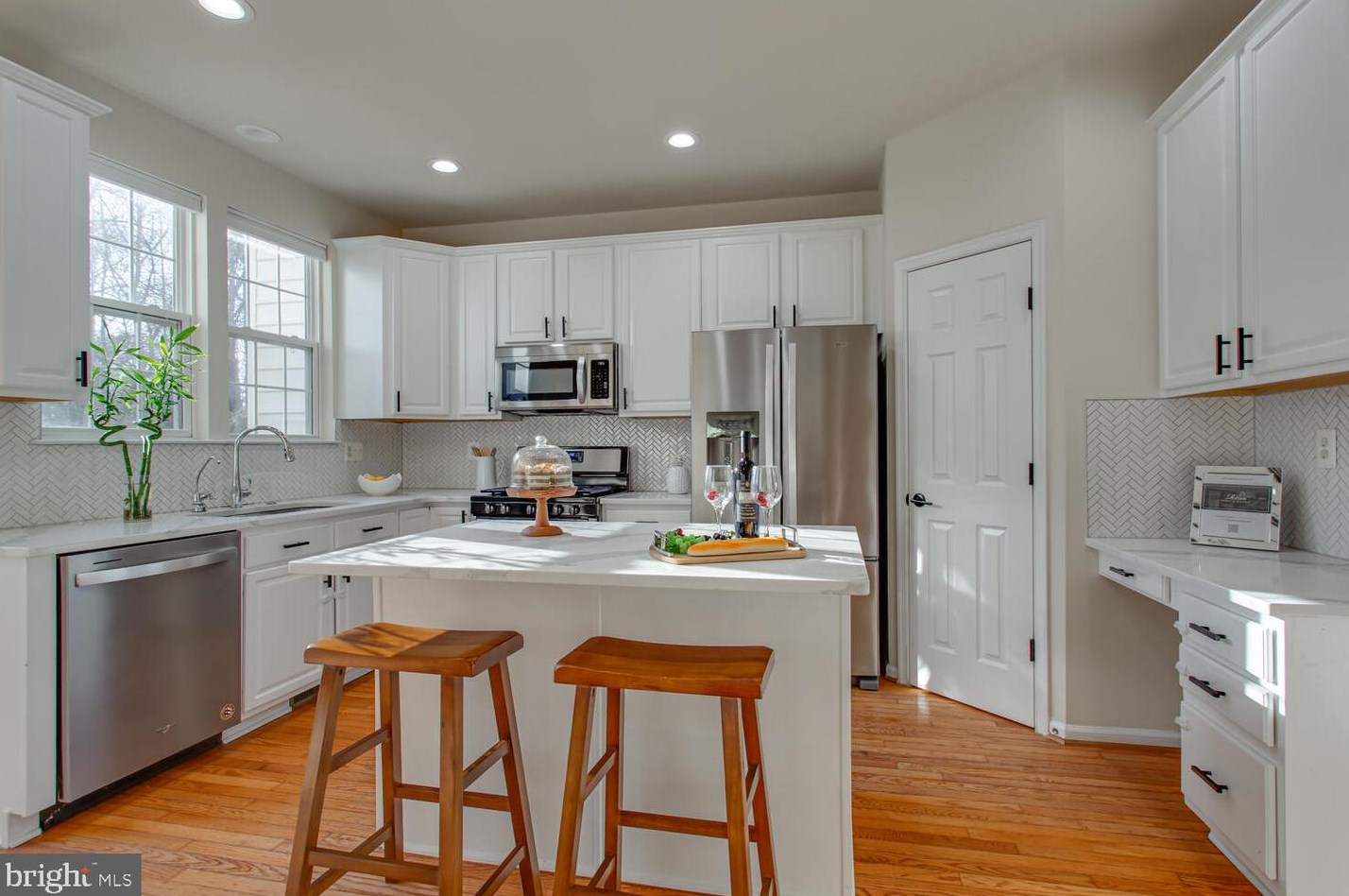 4138 River Forth Dr, Fairfax VA  22030-8558 exterior