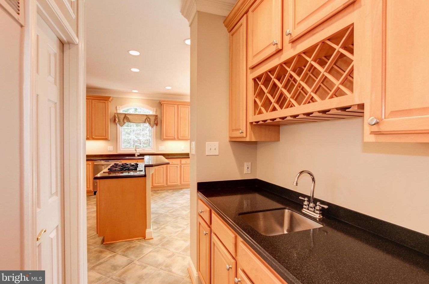2217 Harithy Dr, Vienna VA  22027-1058 exterior
