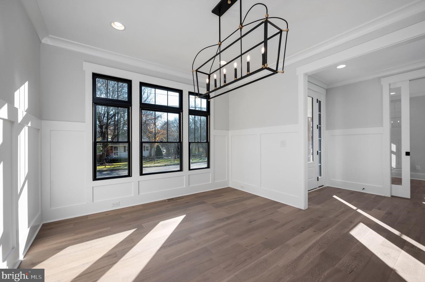 100 James Dr, Vienna VA  22180-6710 exterior