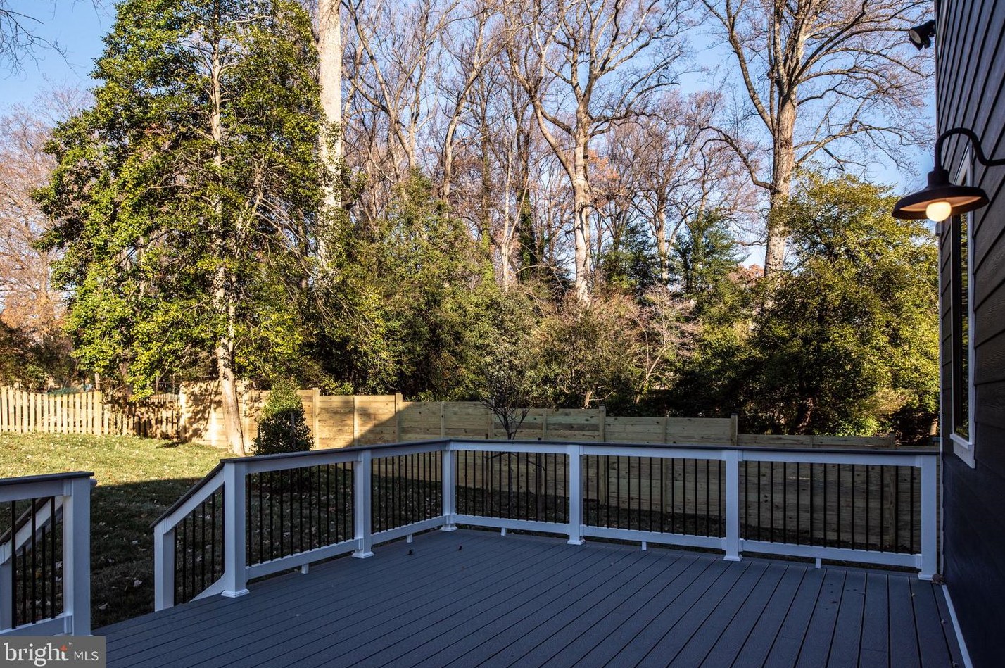 100 James Dr, Vienna VA  22180-6710 exterior
