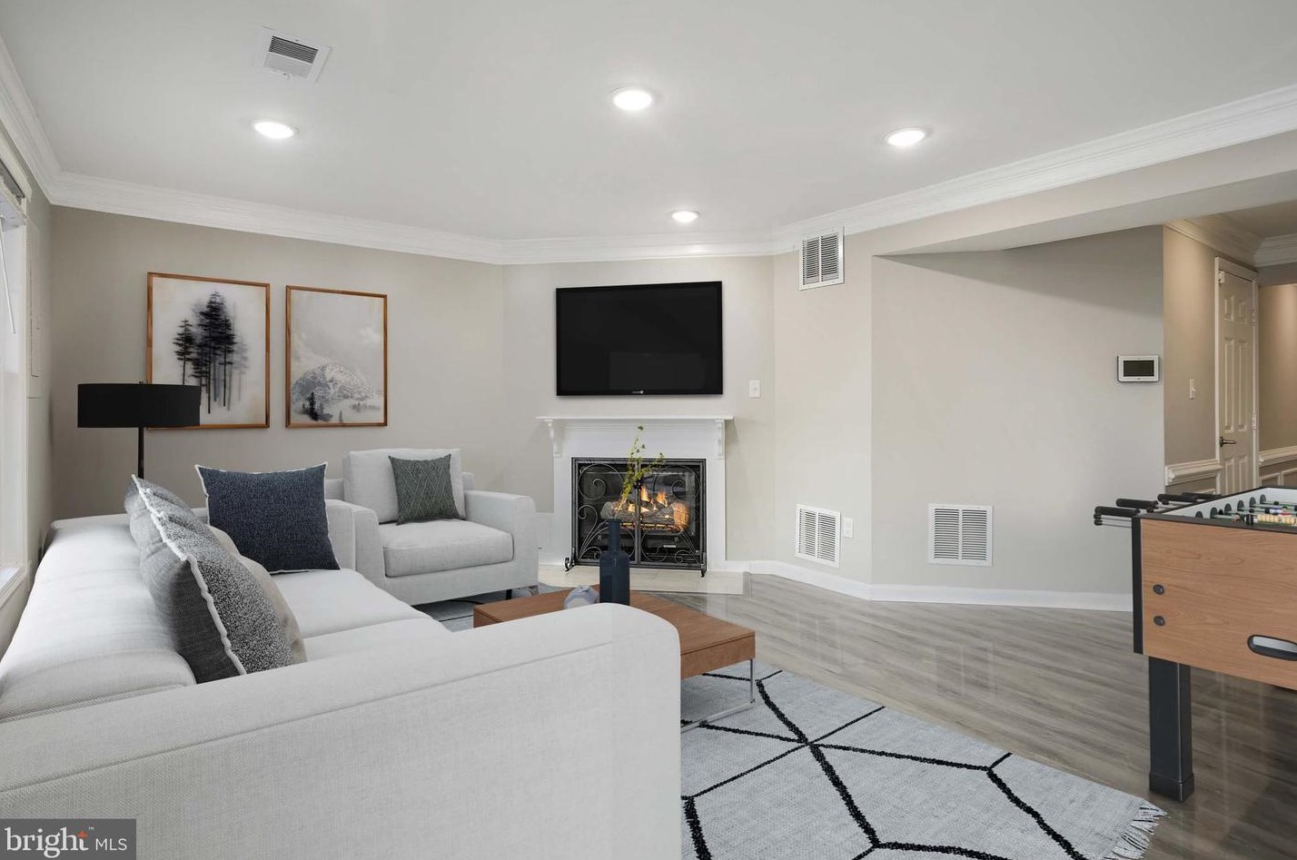 6332 Shirey Ln, Centreville VA  20121-4491 exterior