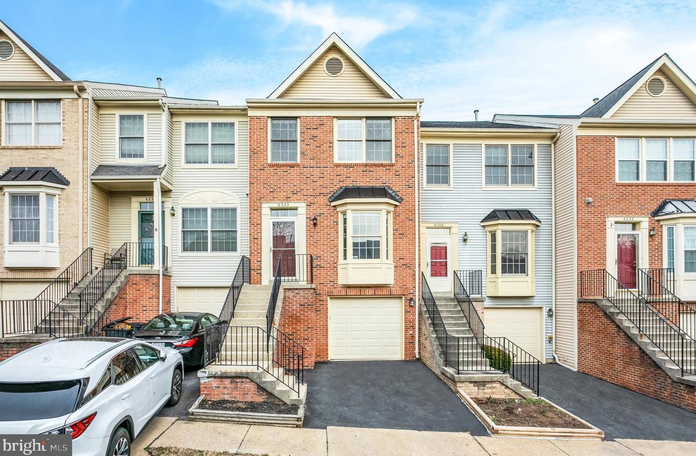 6332 Shirey Ln, Centreville VA  20121-4491 exterior