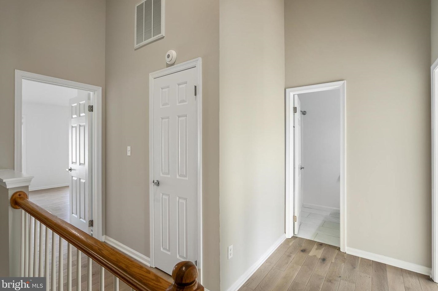 6332 Shirey Ln, Centreville VA  20121-4491 exterior