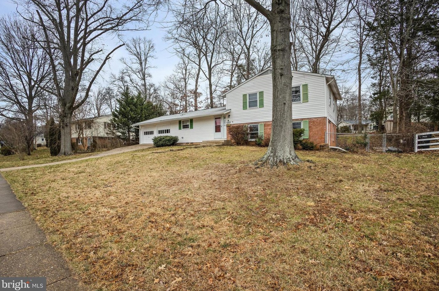 4209 Braeburn Dr, Fairfax VA  22032-1803 exterior