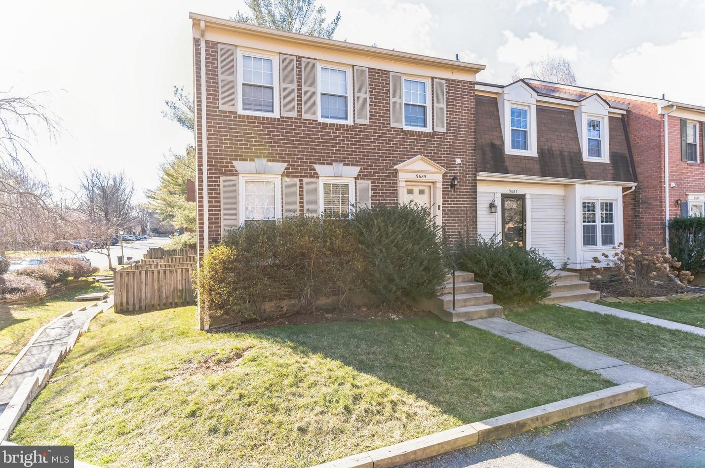 9685 Scotch Haven Dr, Vienna VA  22181-6130 exterior