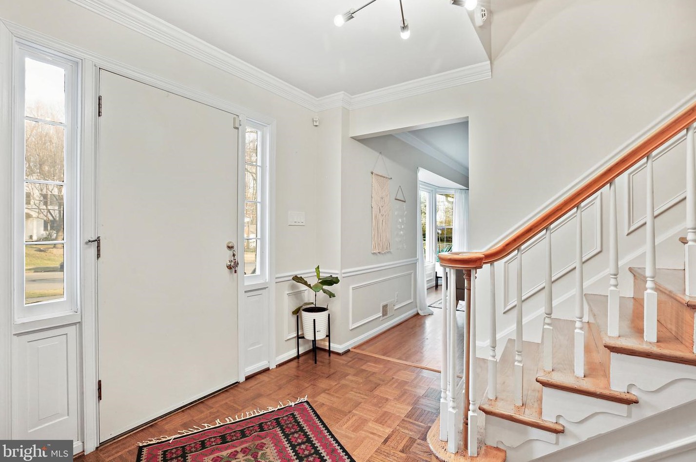 4110 Whispering Ln, Annandale, VA 22003