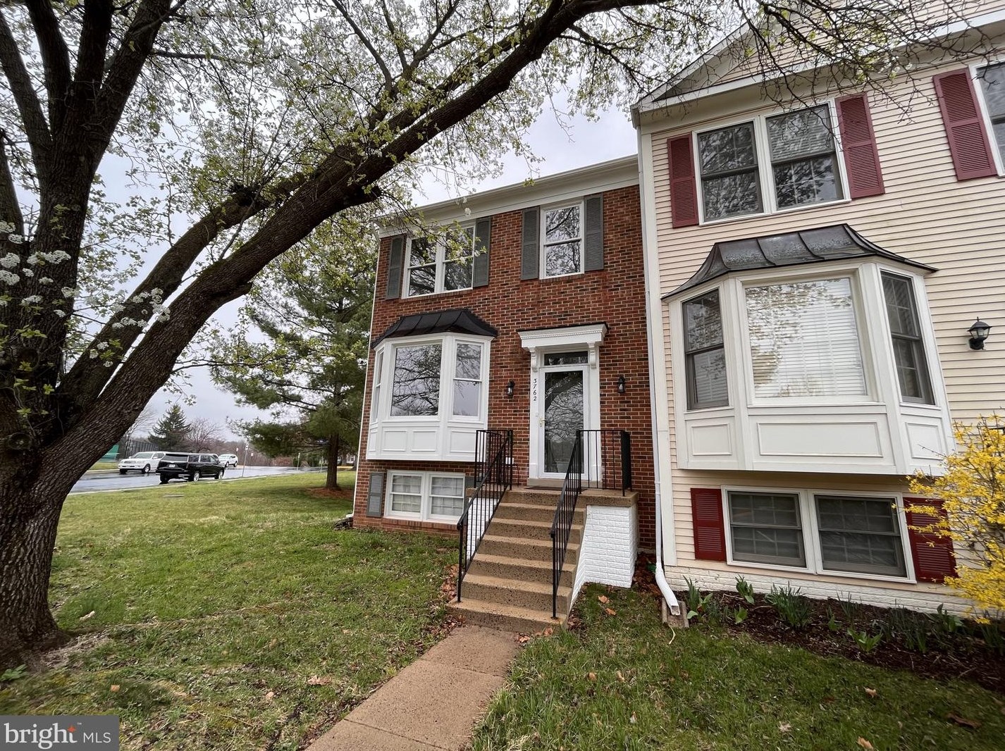 3762 Farmland Dr, Fairfax VA  22033-1345 exterior