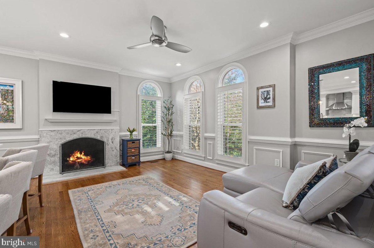 1544 Hampton Hill Cir, Mc Lean VA  22101-6021 exterior