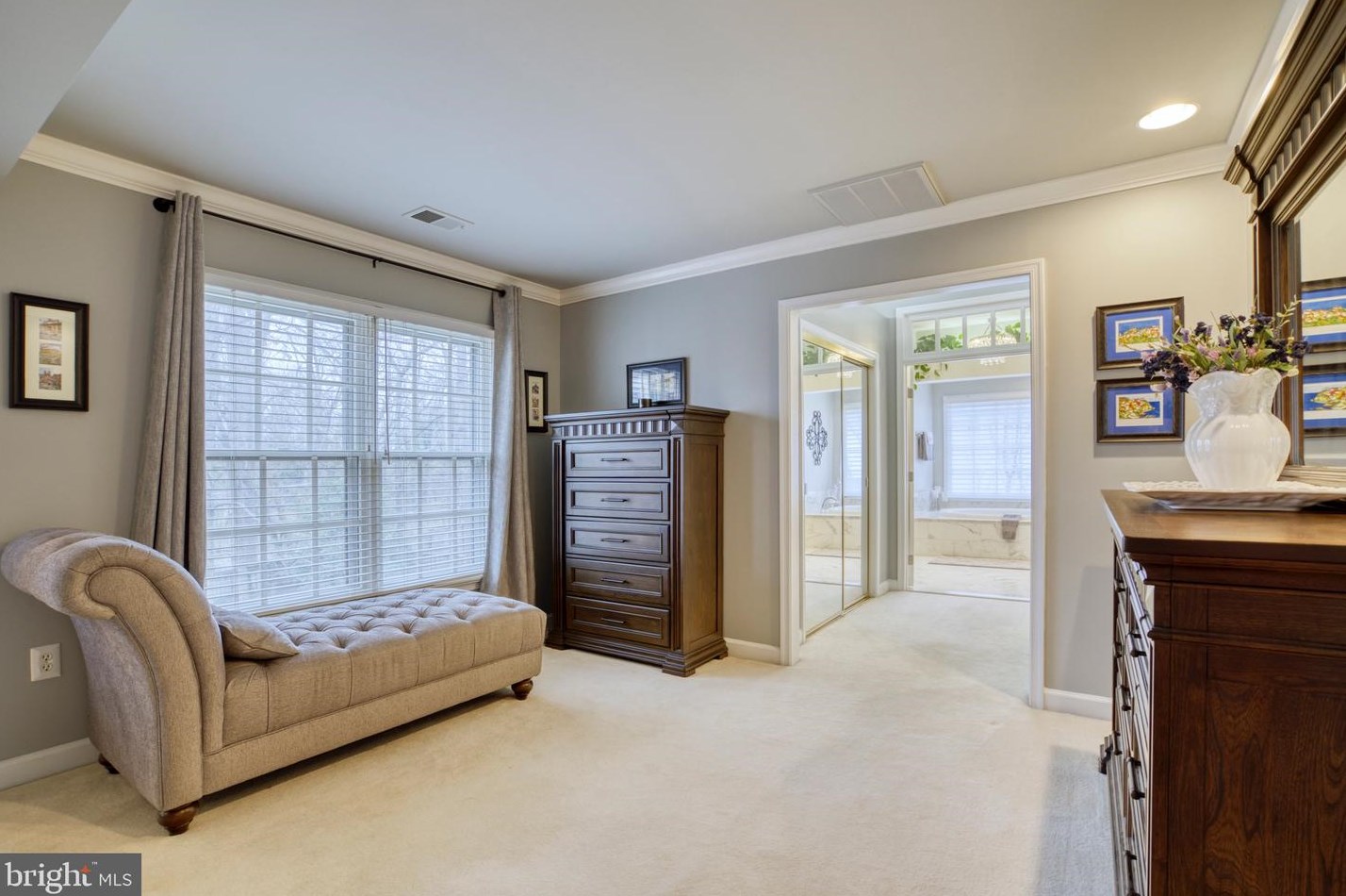 9701 Chilcott Manor Way, Vienna VA  22181-5400 exterior