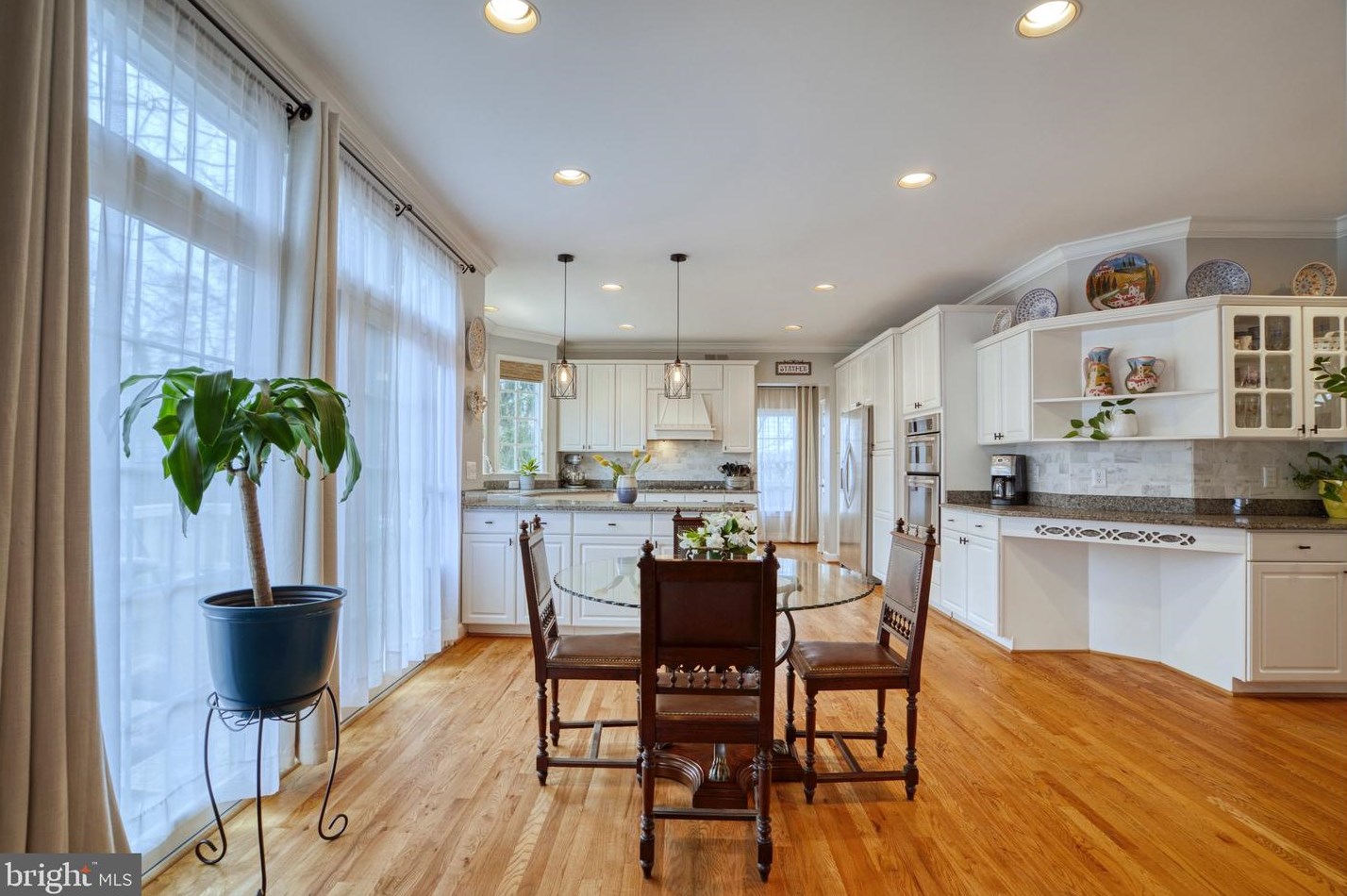 9701 Chilcott Manor Way, Vienna VA  22181-5400 exterior