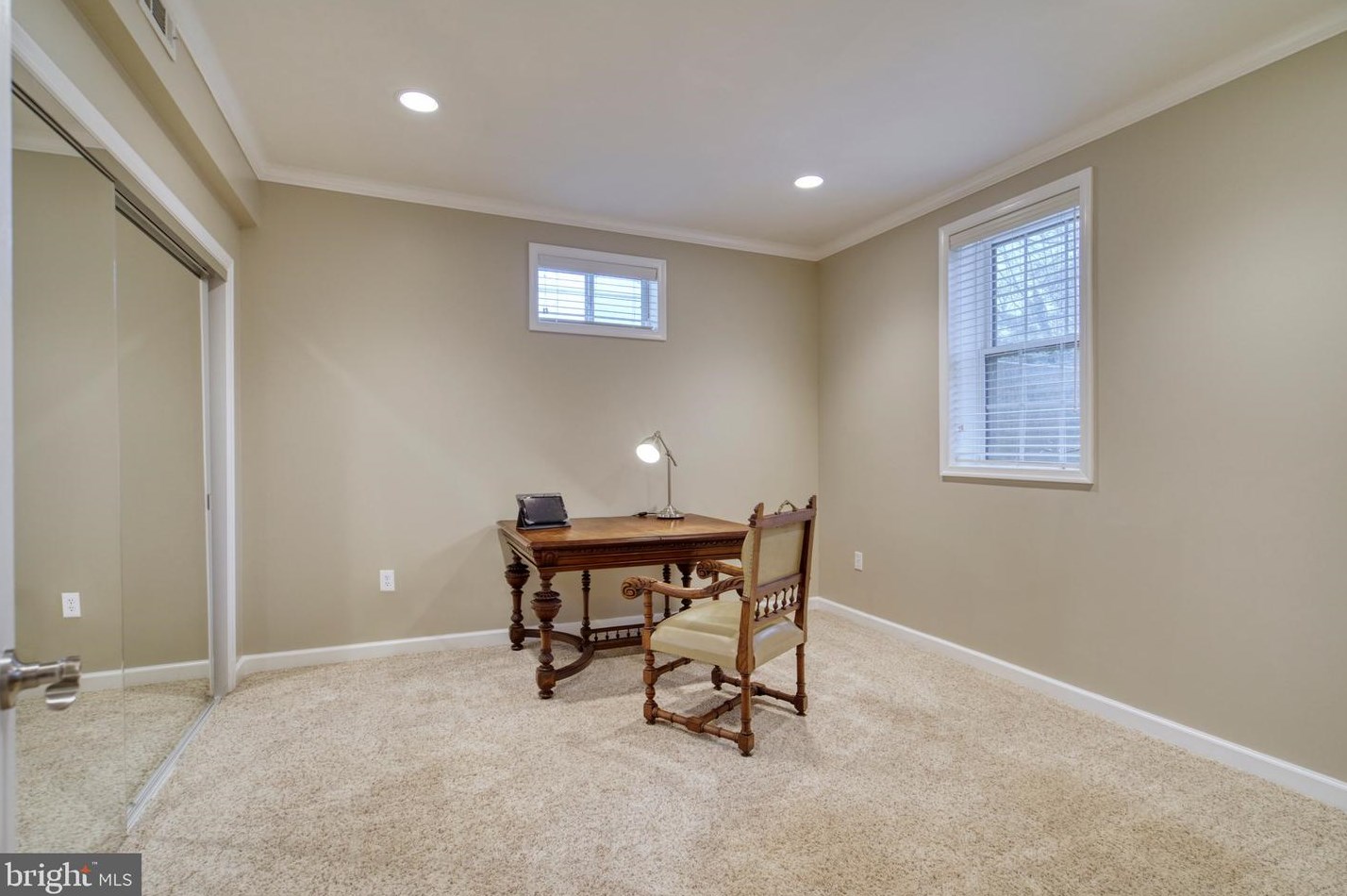 9701 Chilcott Manor Way, Vienna VA  22181-5400 exterior