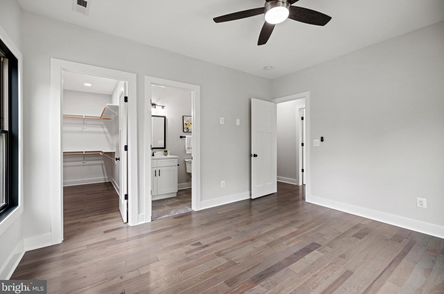 103 Yeonas Dr, Vienna VA  22180-6556 exterior