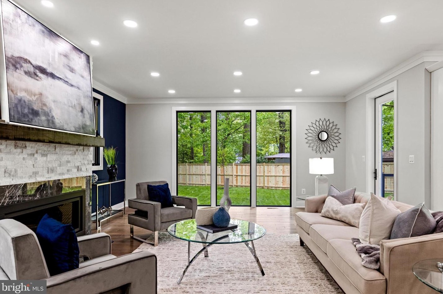 103 Yeonas Dr, Vienna VA  22180-6556 exterior