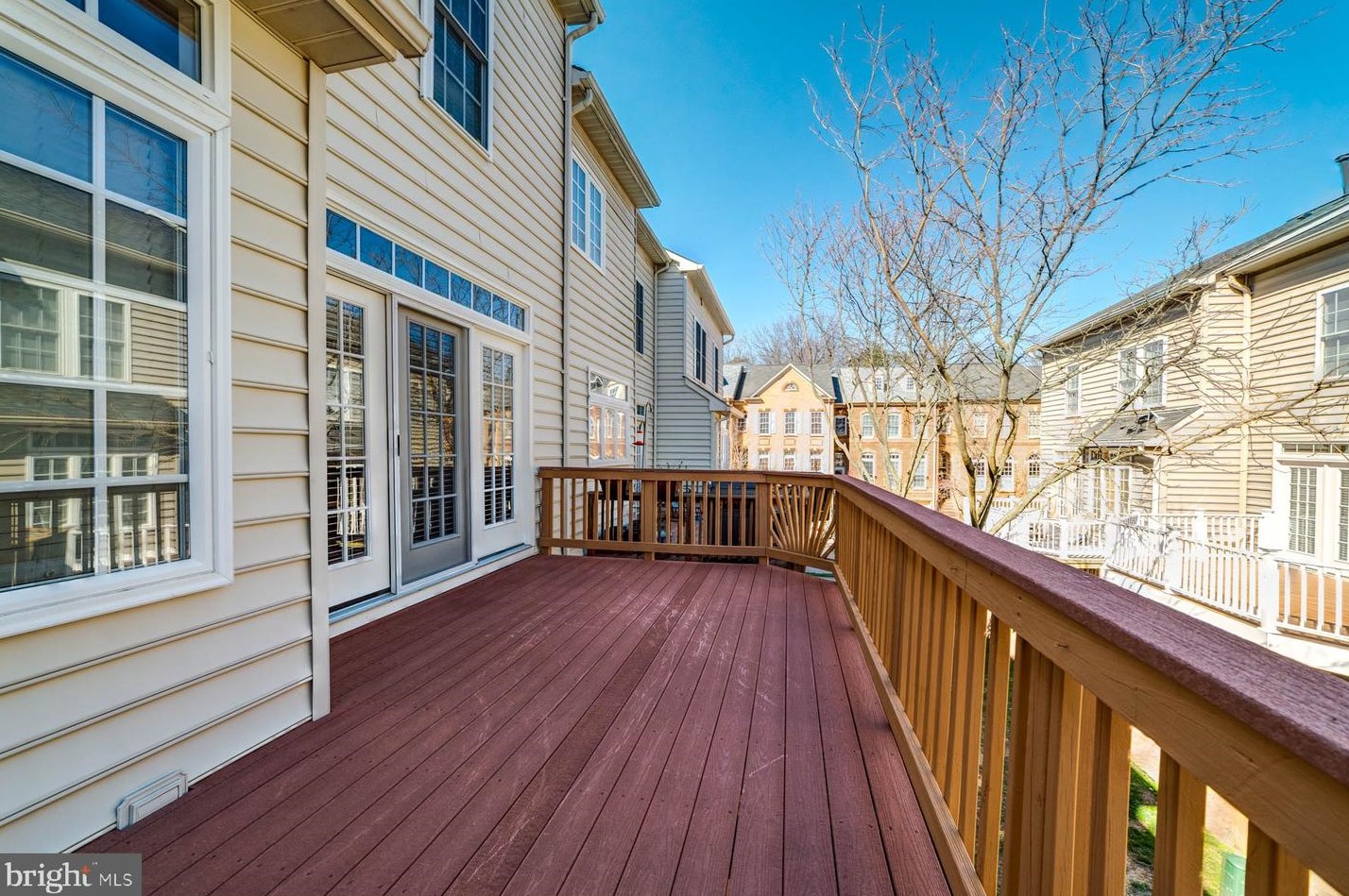 9235 Point Replete Dr, Fort Belvoir VA  22060-7450 exterior