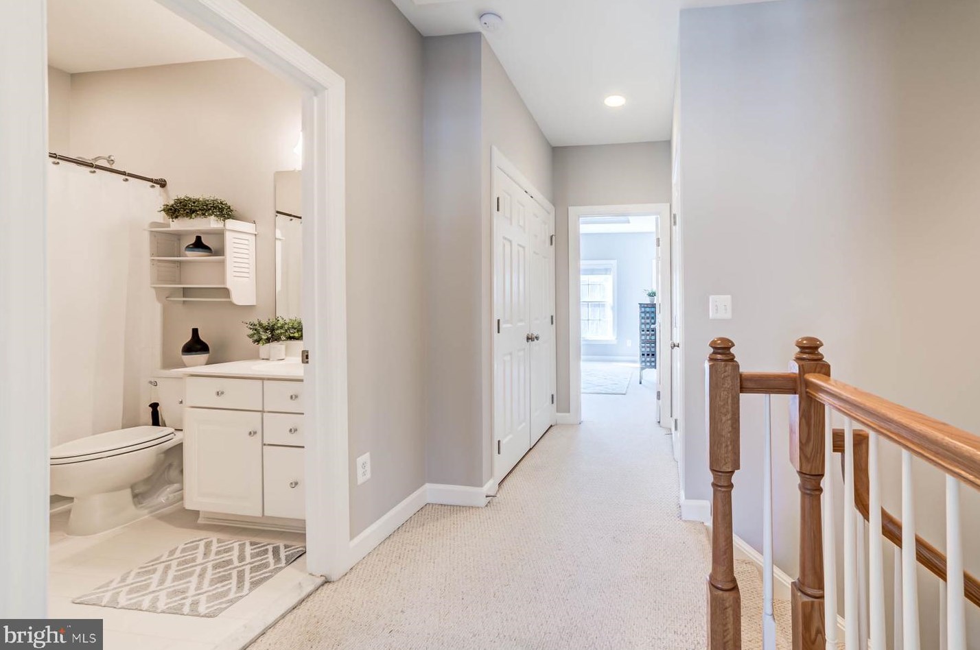 9235 Point Replete Dr, Fort Belvoir VA  22060-7450 exterior