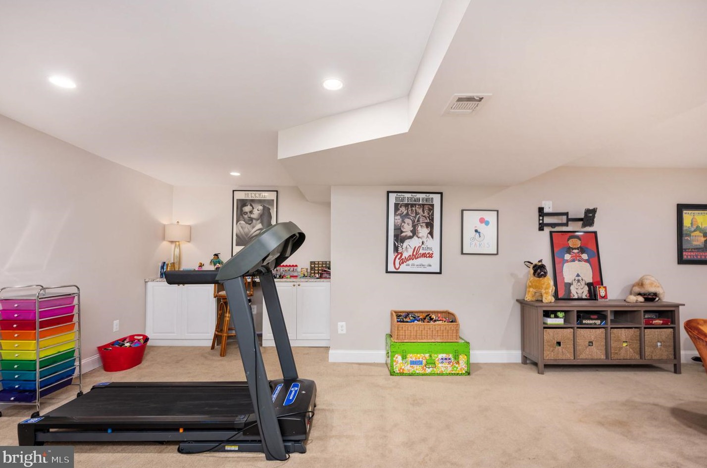 10025 Garrett St, Vienna VA  22181-3145 exterior