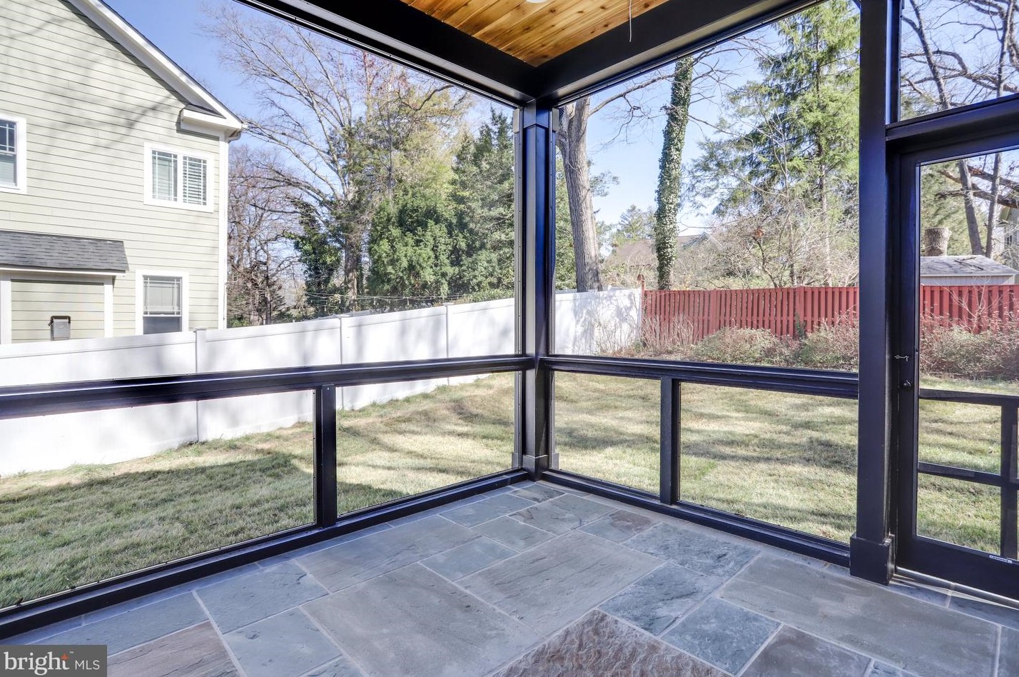 413 Cynthia Ln, Vienna VA  22180-3514 exterior
