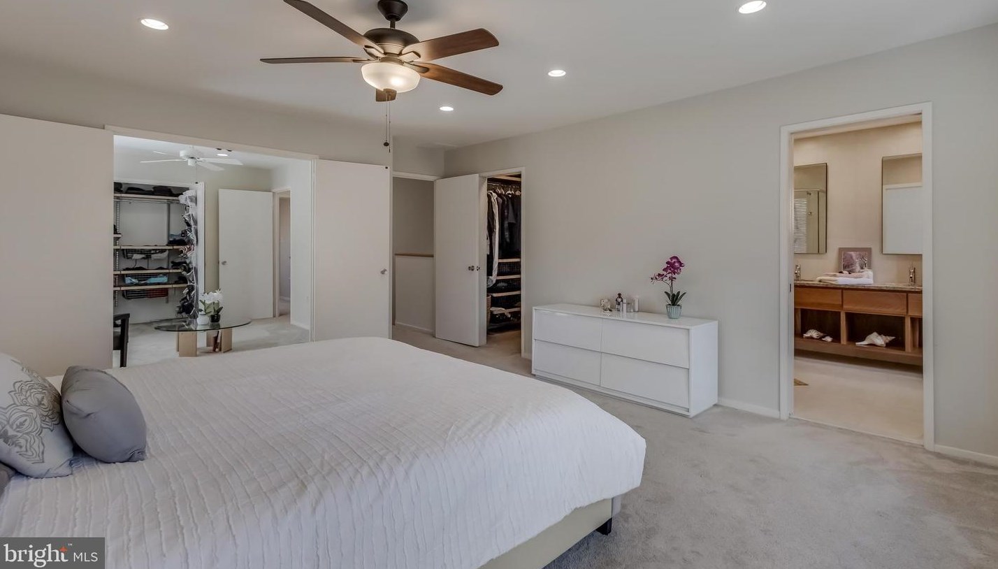 9119 Cricklewood Ct, Vienna VA  22182-1702 exterior