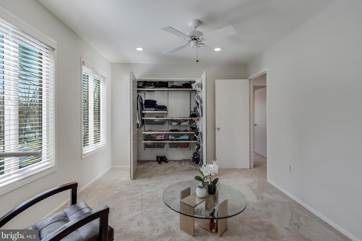 9119 Cricklewood Ct, Vienna VA  22182-1702 exterior