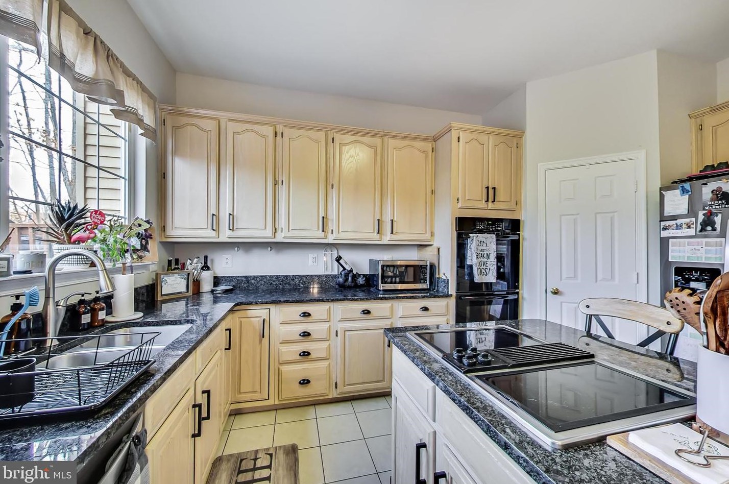 4017 Rosemeade Dr, Fairfax VA  22033-2873 exterior