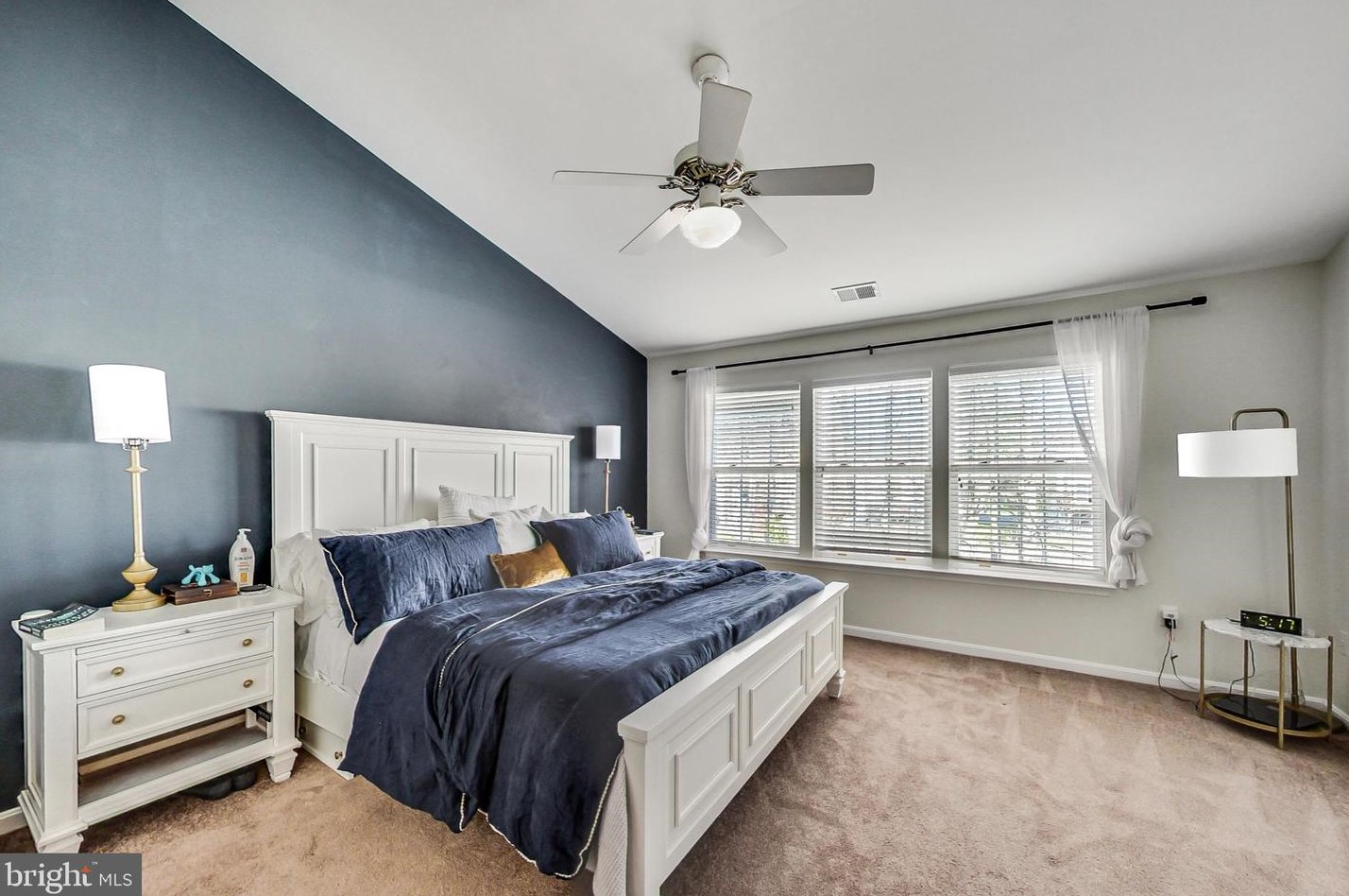 4017 Rosemeade Dr, Fairfax VA  22033-2873 exterior