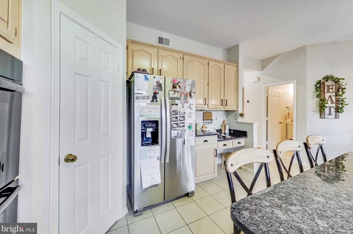 4017 Rosemeade Dr, Fairfax VA  22033-2873 exterior