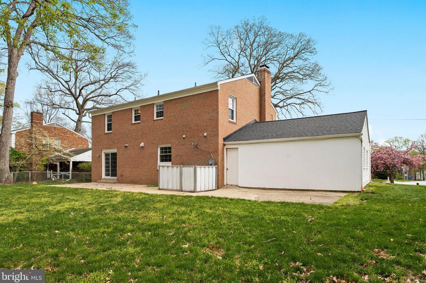 5110 Sideburn Rd, Fairfax VA  22032-2638 exterior