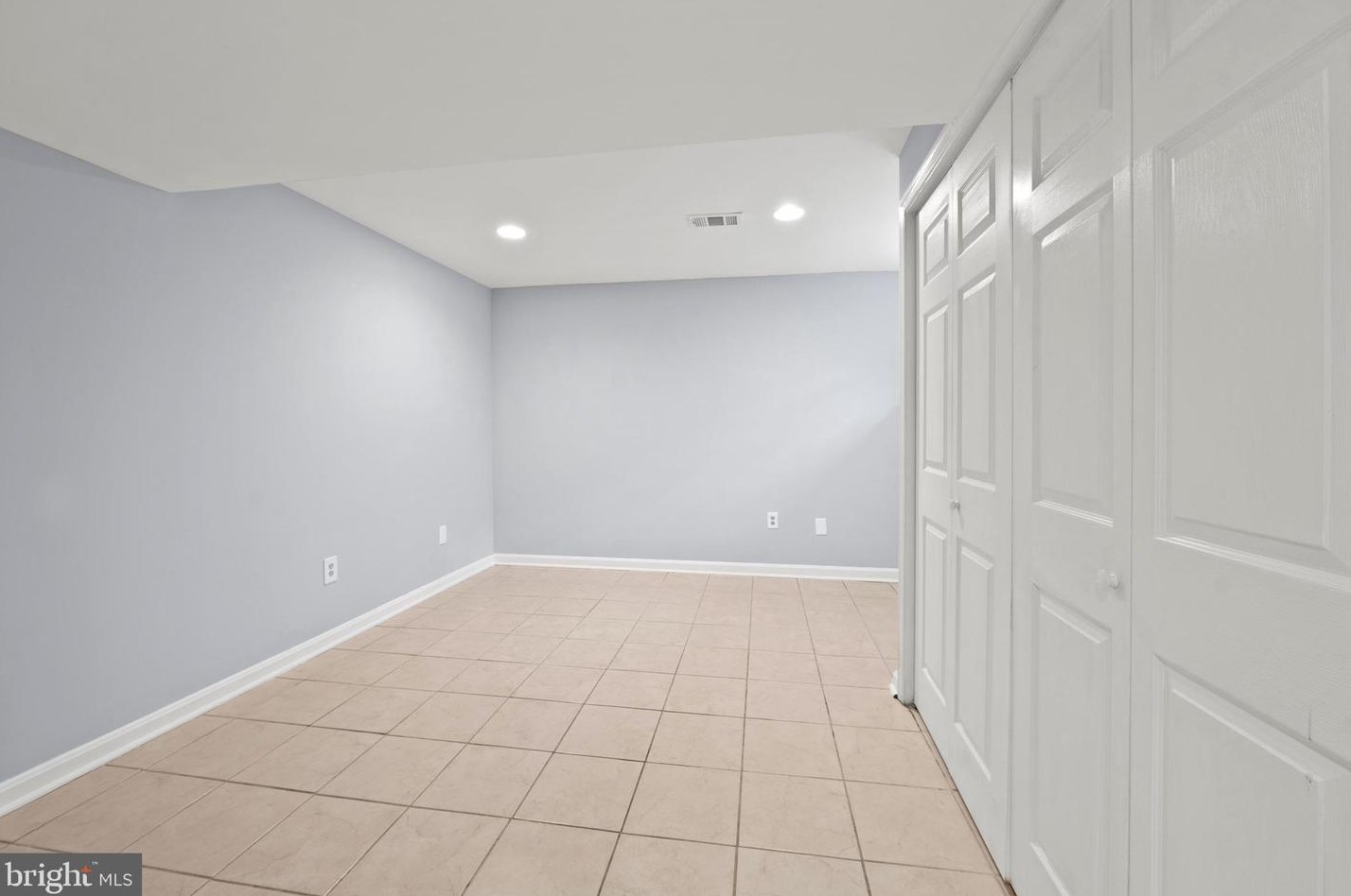 5110 Sideburn Rd, Fairfax VA  22032-2638 exterior