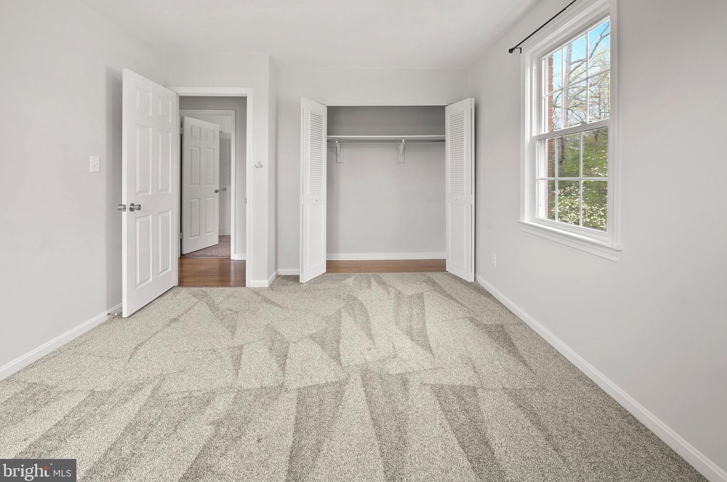 5110 Sideburn Rd, Fairfax VA  22032-2638 exterior