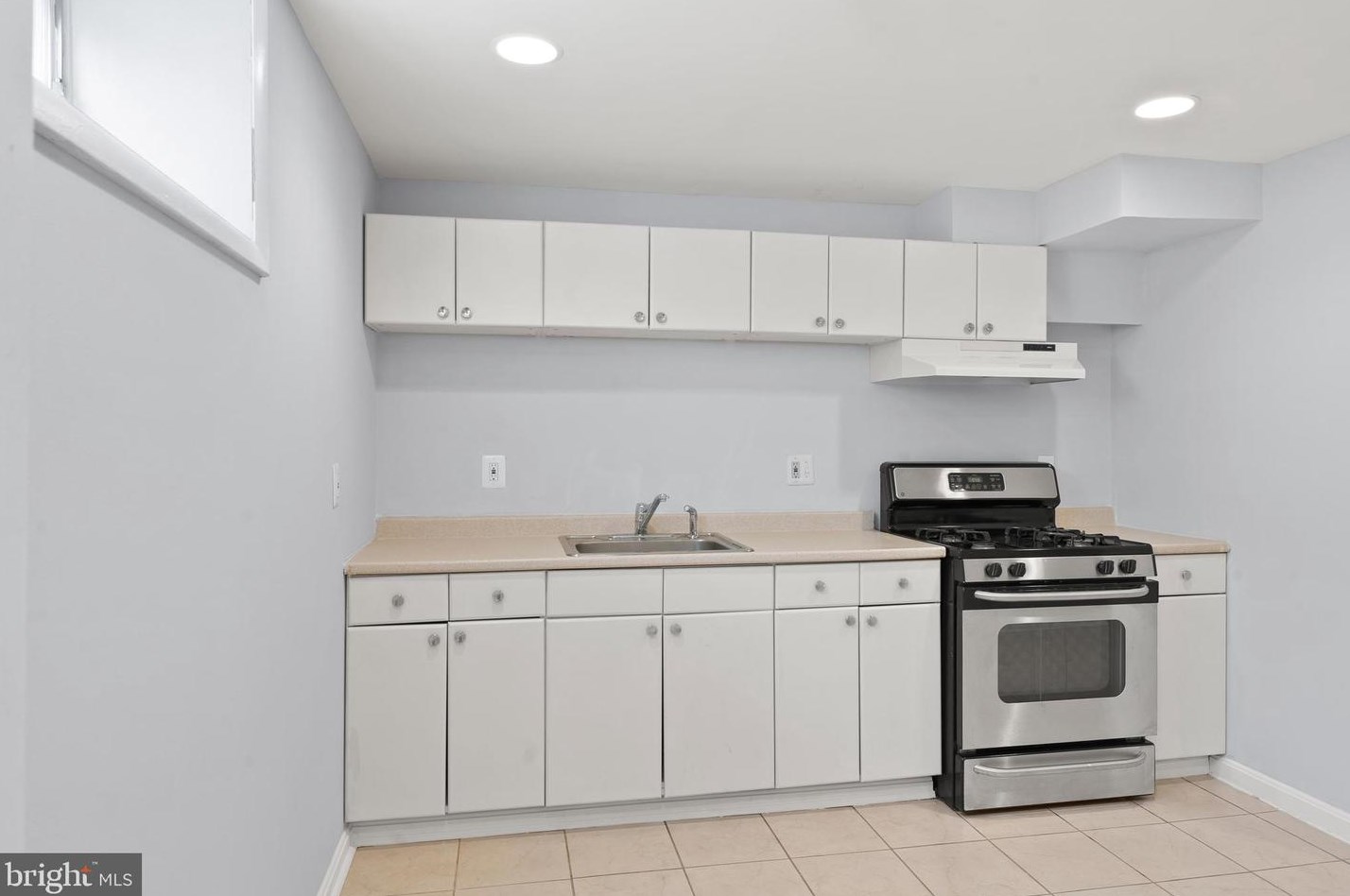 5110 Sideburn Rd, Fairfax VA  22032-2638 exterior