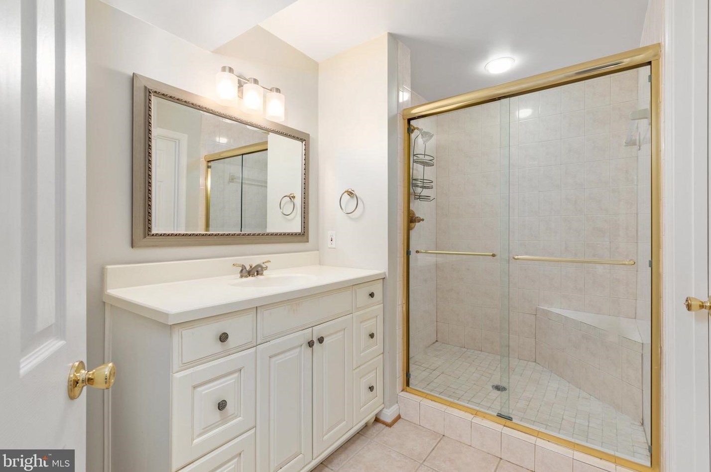 10300 Dunn Meadow Rd, Vienna VA  22182-1361 exterior