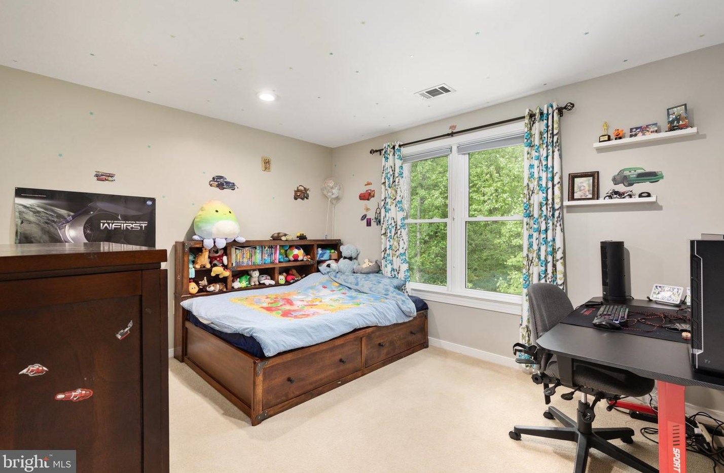 10300 Dunn Meadow Rd, Vienna VA  22182-1361 exterior