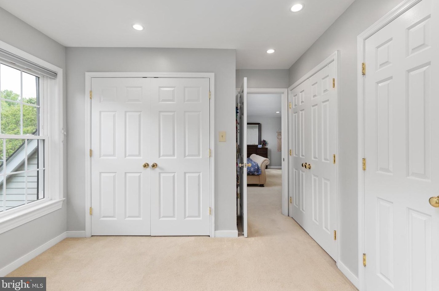 10300 Dunn Meadow Rd, Vienna VA  22182-1361 exterior
