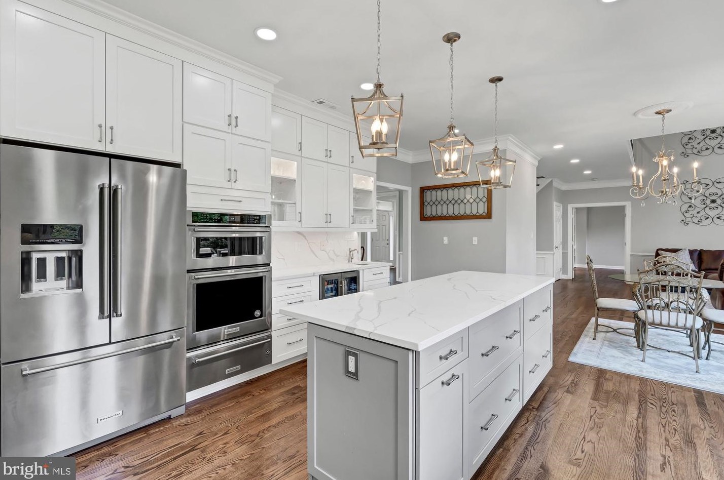 2012 Annies Way, Vienna VA  22182-5082 exterior