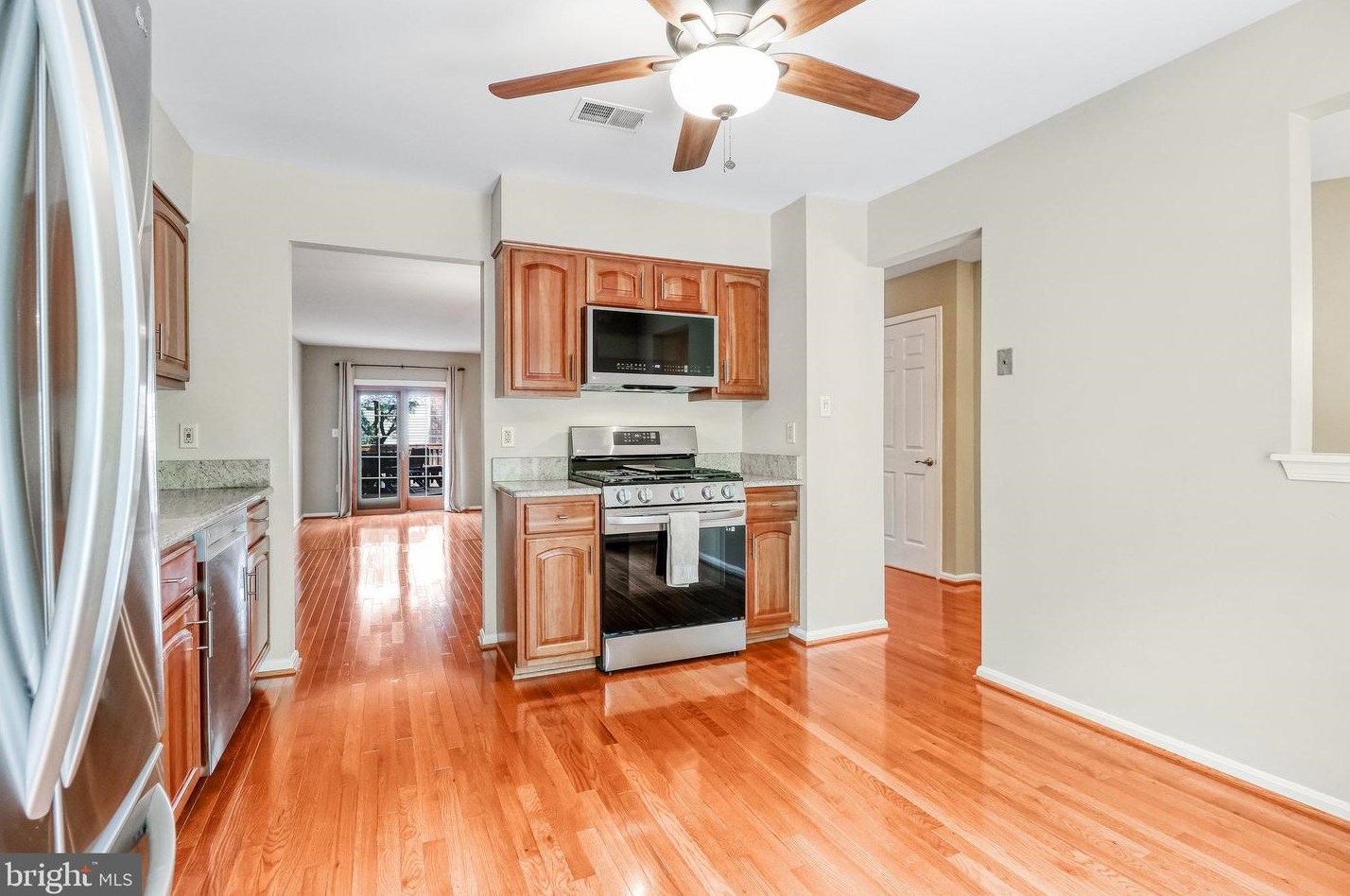 7750 Shootingstar Dr, Springfield, VA 22152