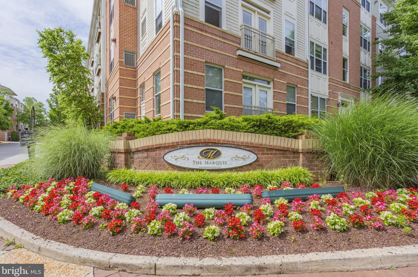 9486 Virginia Center Blvd, Vienna VA  22181-6150 exterior