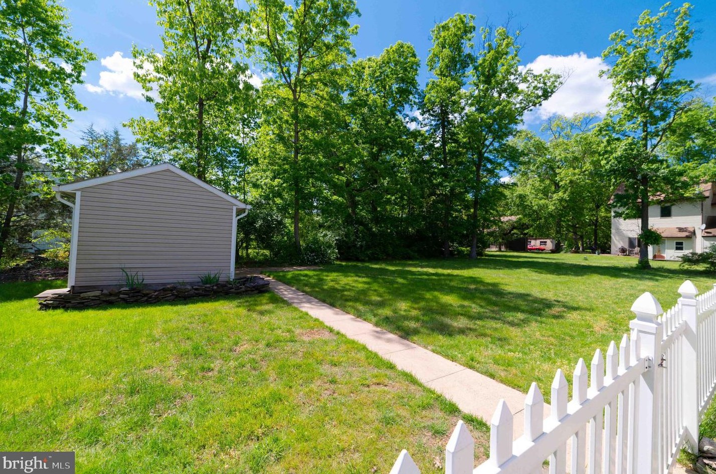 5438 Ruby Dr, Fairfax VA  22030-6338 exterior