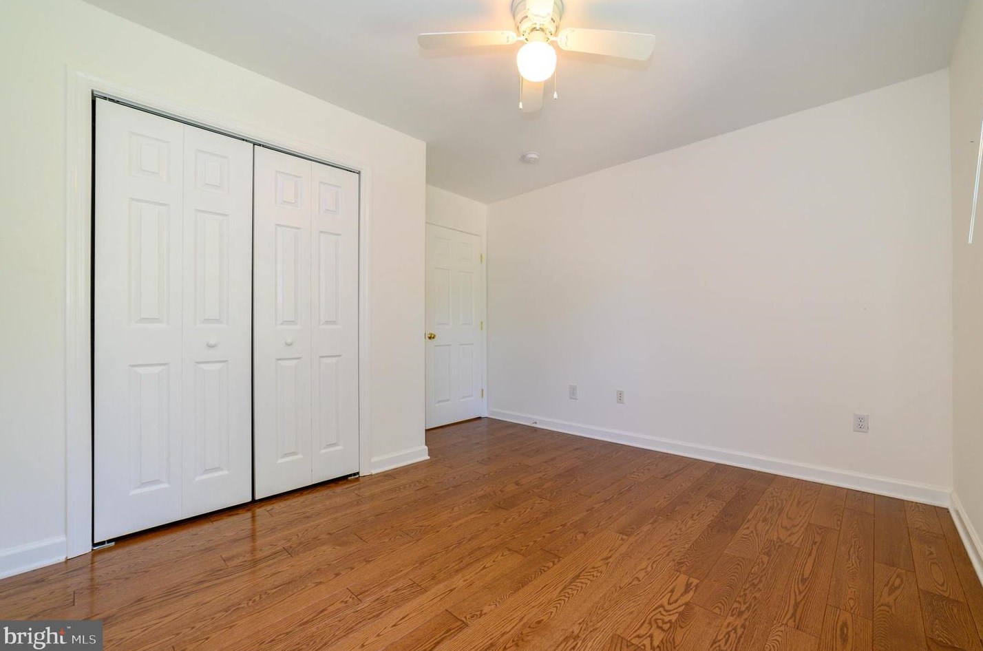 5438 Ruby Dr, Fairfax VA  22030-6338 exterior