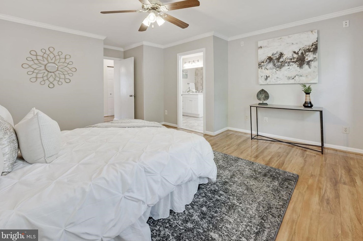 2923 Vlg Spg Ln, Vienna VA 22181-6112 exterior