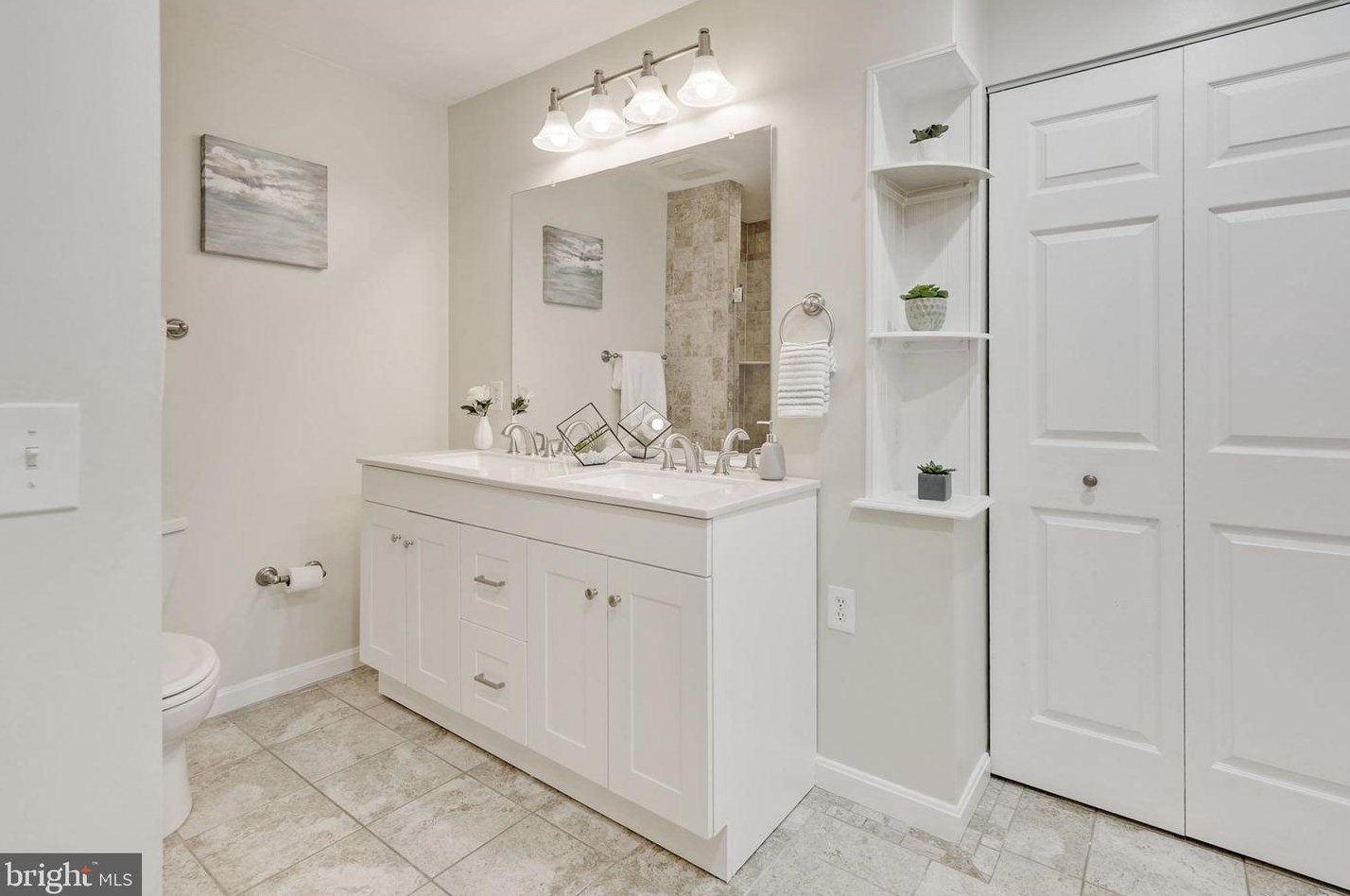 2923 Vlg Spg Ln, Vienna VA 22181-6112 exterior