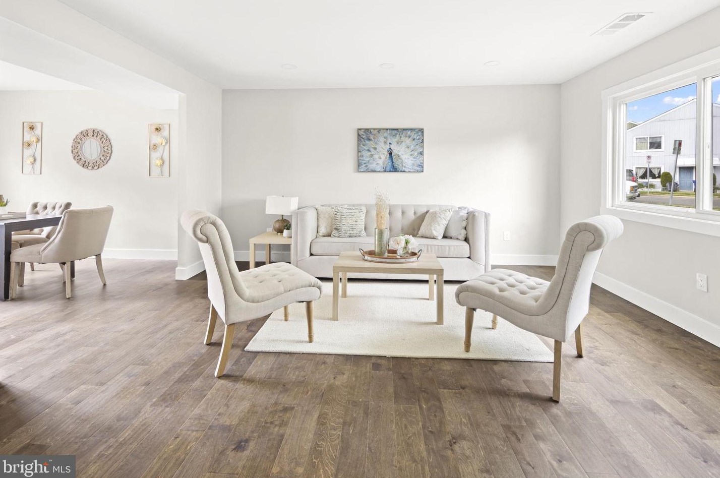 1087 Knight Ln, Herndon, VA 20170