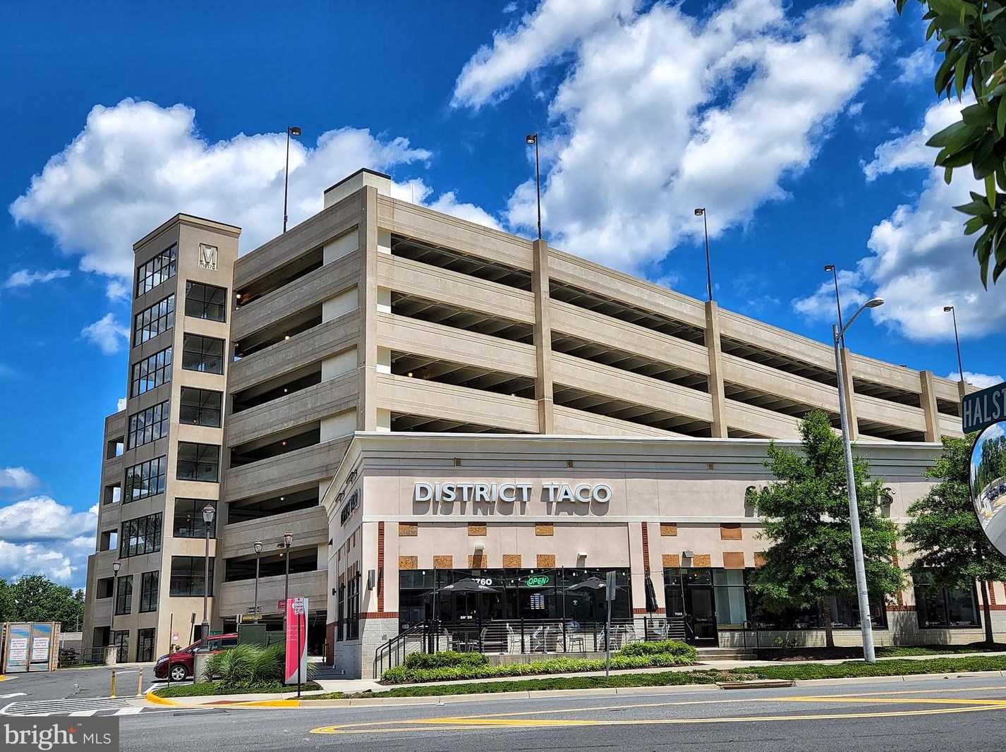 2665 Prosperity Ave, Fairfax VA  22031-4906 exterior