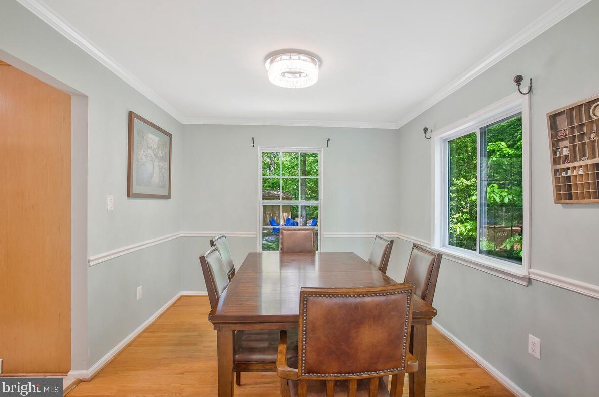 10420 Calumet Grove Dr, Fairfax VA  22032-3801 exterior